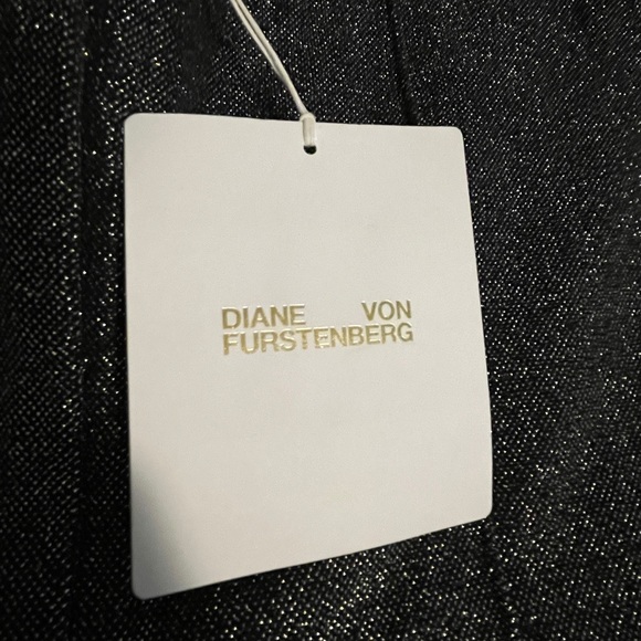 Diane Von Furstenburg High Waisted Pleat Front Pants in Black - Sz 8 - Picture 6 of 10